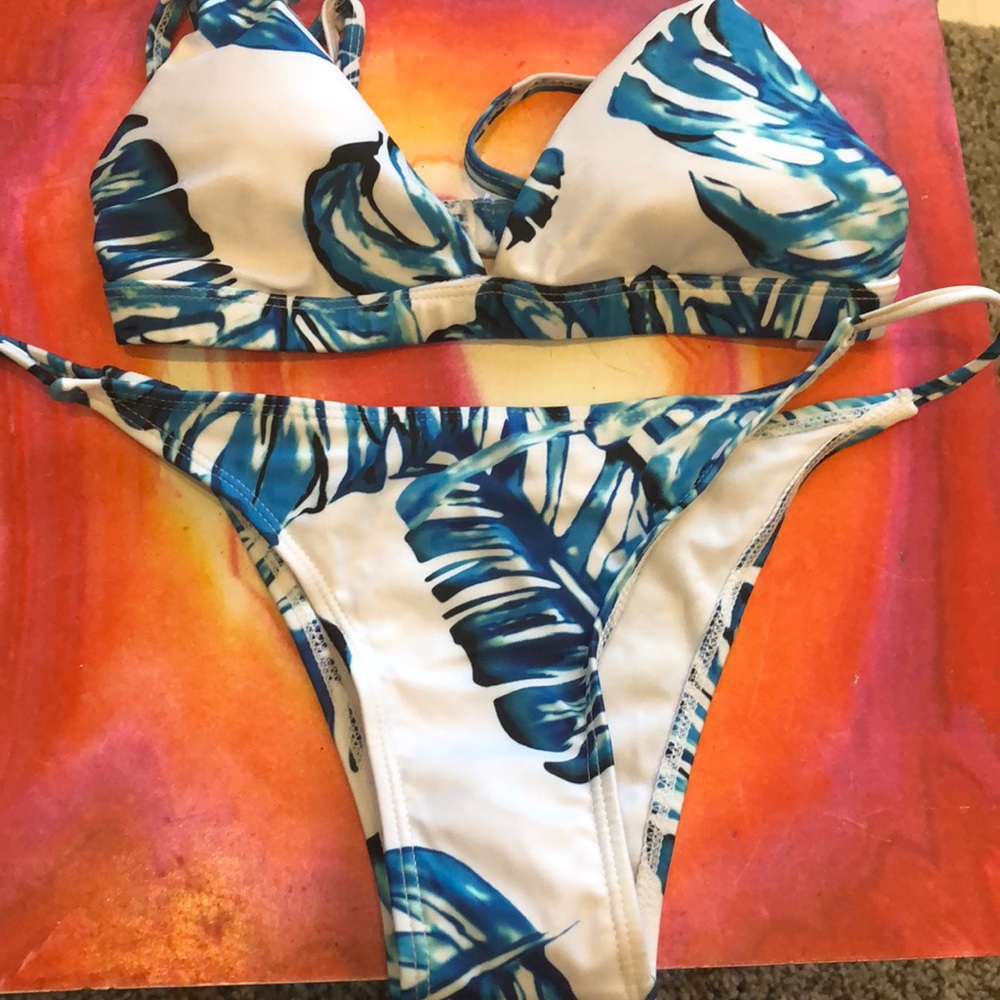 Blue and white bikini top and bottom (new!)